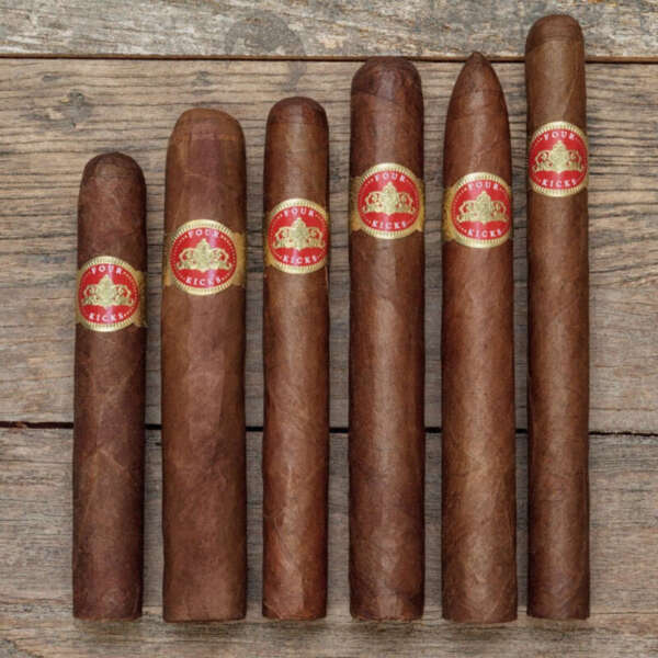 Crowned Heads Four Kicks Corona Gorda 5 5/8x46